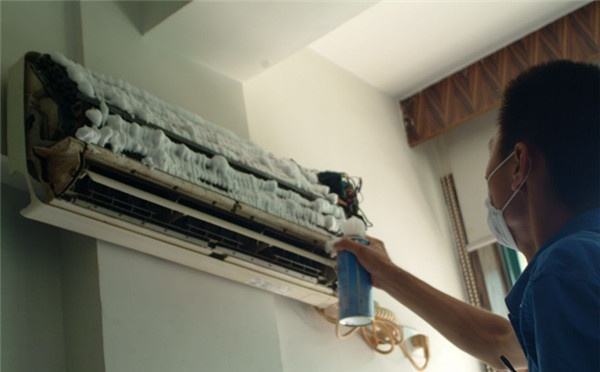 空调为什么要清洗-空调清洗-中央空调清洗-清洗空调-清洗蒸发器-清洗冷凝器