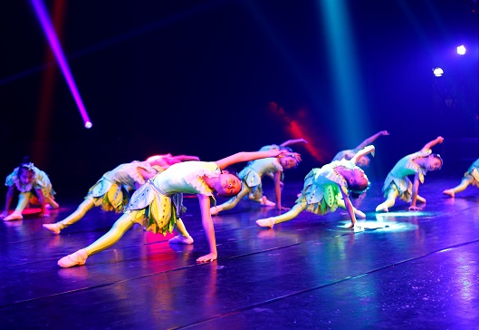 2013大型原创少儿芭蕾舞《我的十二月——缤纷世界》22