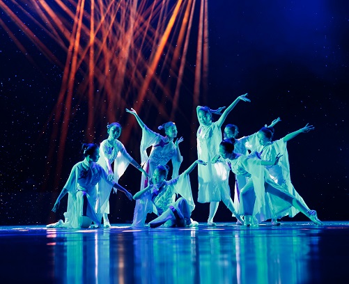 2013大型原创少儿芭蕾舞《我的十二月——缤纷世界》10