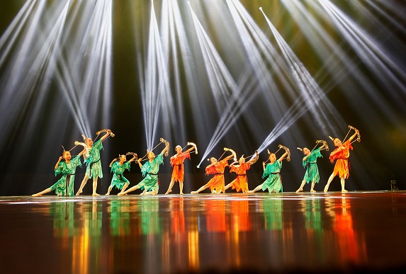 2013大型原创少儿芭蕾舞《我的十二月——缤纷世界》17