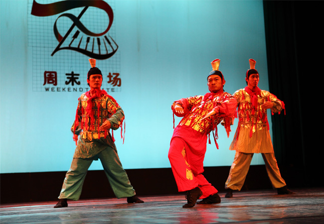 深圳市民间社团喜迎十八大“周末剧场”综艺晚会4