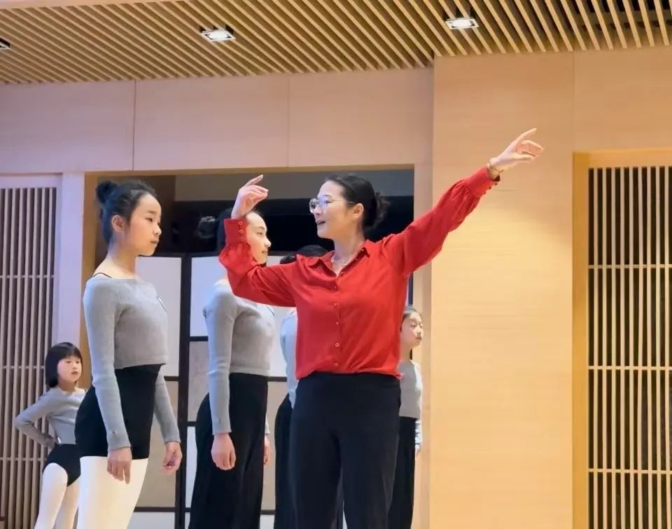 杨晴芭蕾2025优才计划扬帆起航